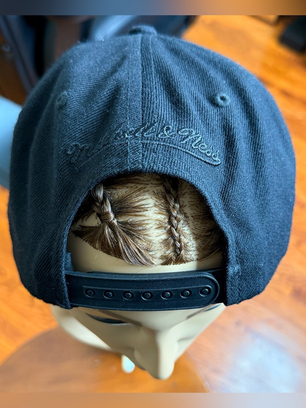 Gorgeous Rare Raptors SnapBack !!! - Picture 8 of 8